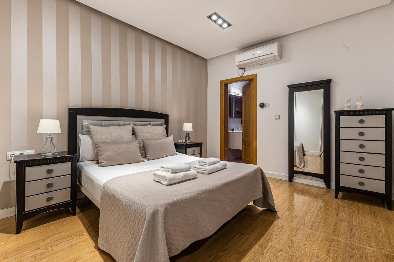 Waou Apartamentos En Sol Deluxe 2 Madrid Esterno foto